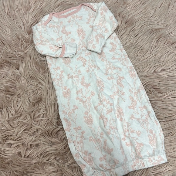 Infant Night Gown - Picture 1 of 3